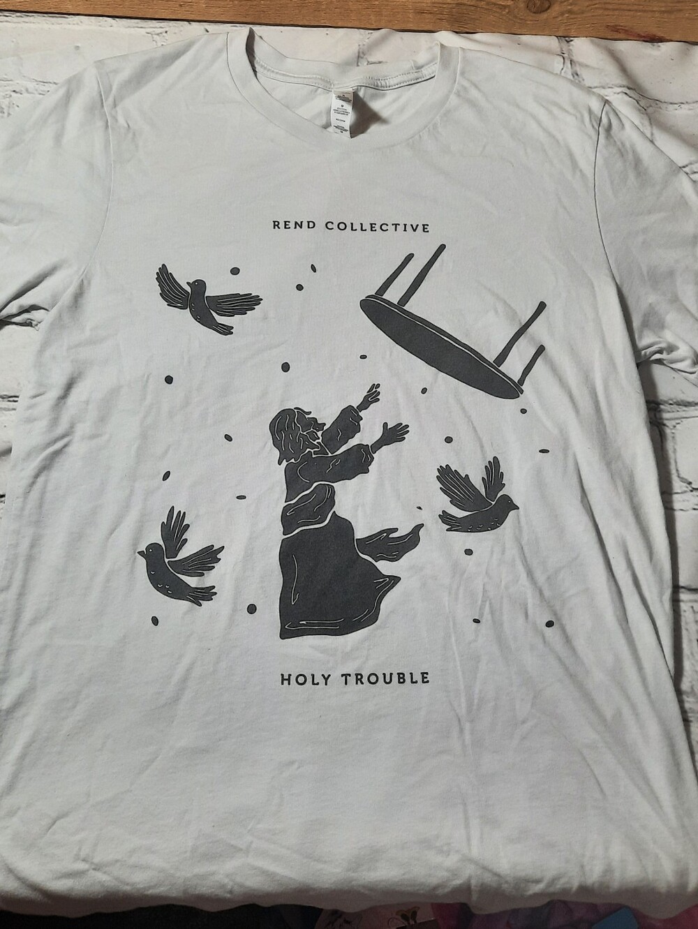 Men's Medium Rend Collective T-shirt